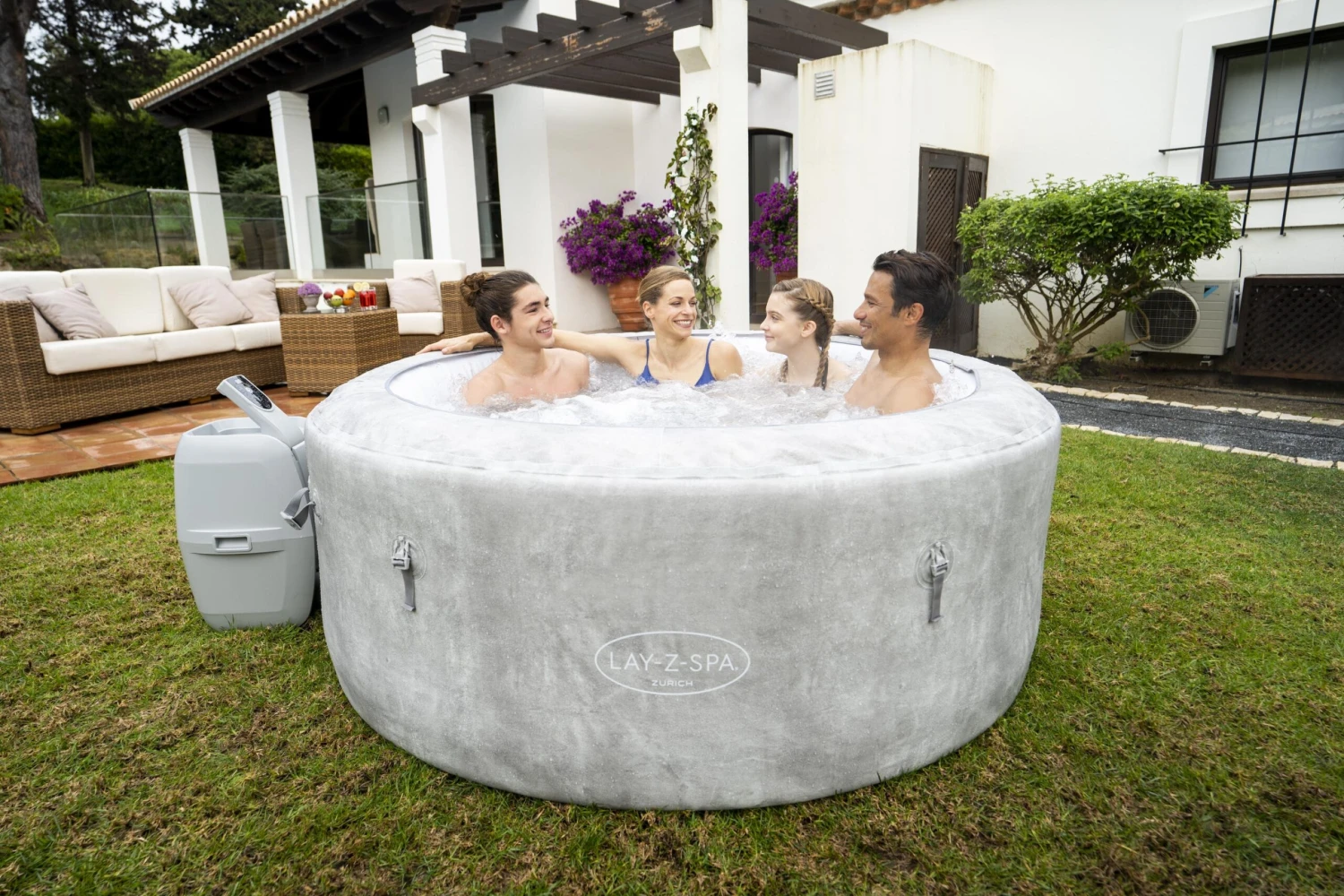 Lay-z Spa Lay-Z-Spa® AirJet Zurich - 4 Person Inflatable Hot Tub 4 Lay-z Spa Lay-Z-Spa® AirJet Zurich - 4 Person Inflatable Hot Tub - Image 2