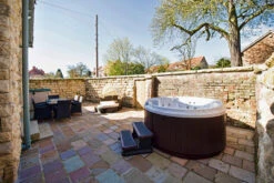 Jacuzzi® J210™ - 4 Person Hot Tub 29 Jacuzzi® J210™ - 4 Person Hot Tub -Hot Tubs Sale A2Zoom Flamingo Land 069 TIF 17548867204 1000x666 aabcb28f f1f3 42e2 8044 50c1734fc1ee