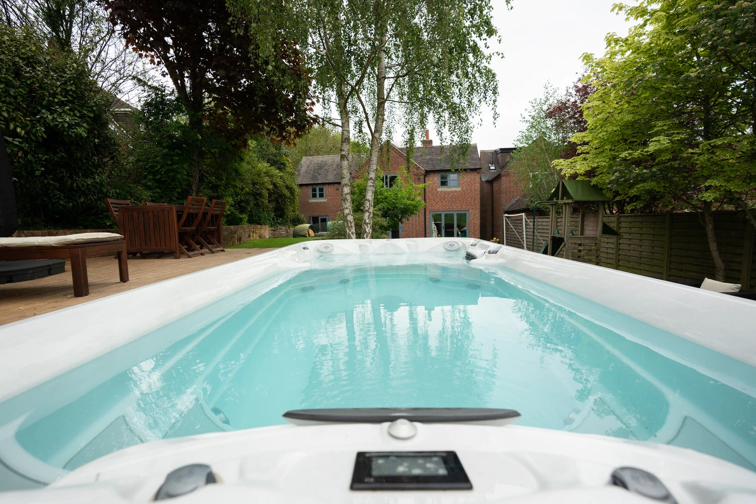 Jacuzzi® PowerPro™ J-19™ - 19ft Swim Spa 12 Jacuzzi® PowerPro™ J-19™ - 19ft Swim Spa - Image 10