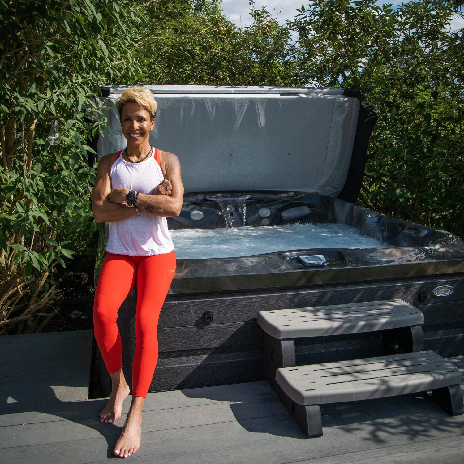 Jacuzzi® J475IP™ - 6 Person Hot Tub With 1 Lounger 17 Jacuzzi® J475IP™ - 6 Person Hot Tub With 1 Lounger - Image 15