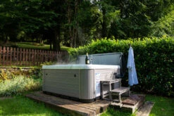 Holiday Let 5 - 5 Person Hot Tub With 1 Lounger 26 Holiday Let 5 - 5 Person Hot Tub With 1 Lounger -Hot Tubs Sale HolidayLetRobinHoodFarmLifestyle 152