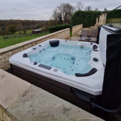 Outdoor Infinity - 6 Person Hot Tub With 1 Lounger 40 Outdoor Infinity - 6 Person Hot Tub With 1 Lounger -Hot Tubs Sale InfinityHotTub 12