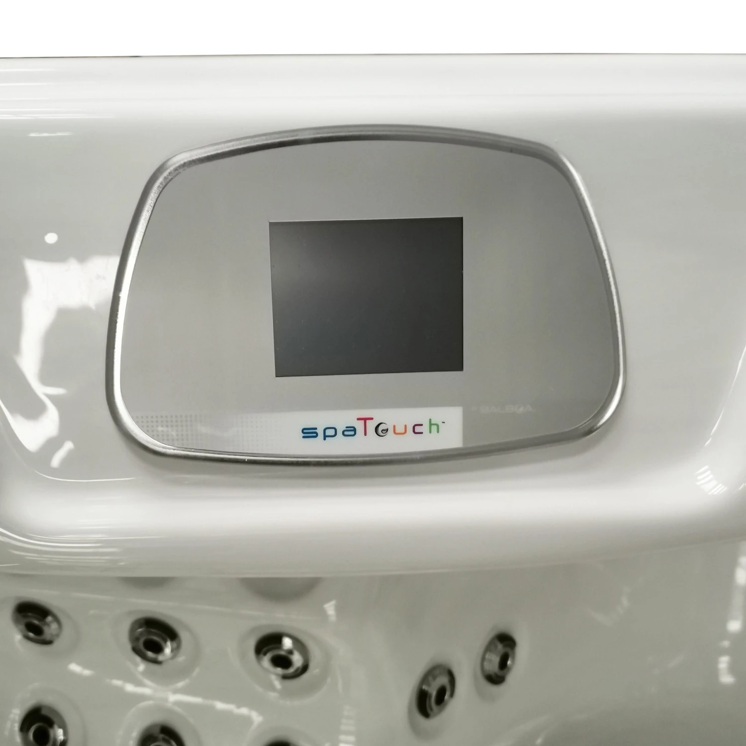 Outdoor Infinity - 6 Person Hot Tub With 1 Lounger 7 Outdoor Infinity - 6 Person Hot Tub With 1 Lounger - Image 5