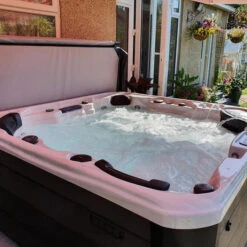 Outdoor Infinity - 6 Person Hot Tub With 1 Lounger 39 Outdoor Infinity - 6 Person Hot Tub With 1 Lounger -Hot Tubs Sale InfinityHotTub 9