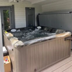 Jacuzzi® J235™ / J235IP™ - 6 Person Hot Tub With 1 Lounger -Hot Tubs Sale J235MIDNIGHTDRIDTWOOD CustomerRowland2Square