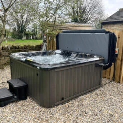 Jacuzzi® J245™ / J245IP™ - 7 Person Hot Tub -Hot Tubs Sale J245IPRobinsonInstallJacuzzi2square