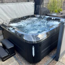 Jacuzzi® J375IP™ - 6 Person Hot Tub With 1 Lounger -Hot Tubs Sale J375Matthews3Square