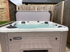 Outdoor Haze - 6 Person Hot Tub With 1 Lounger -Hot Tubs Sale OutdoorHaze2