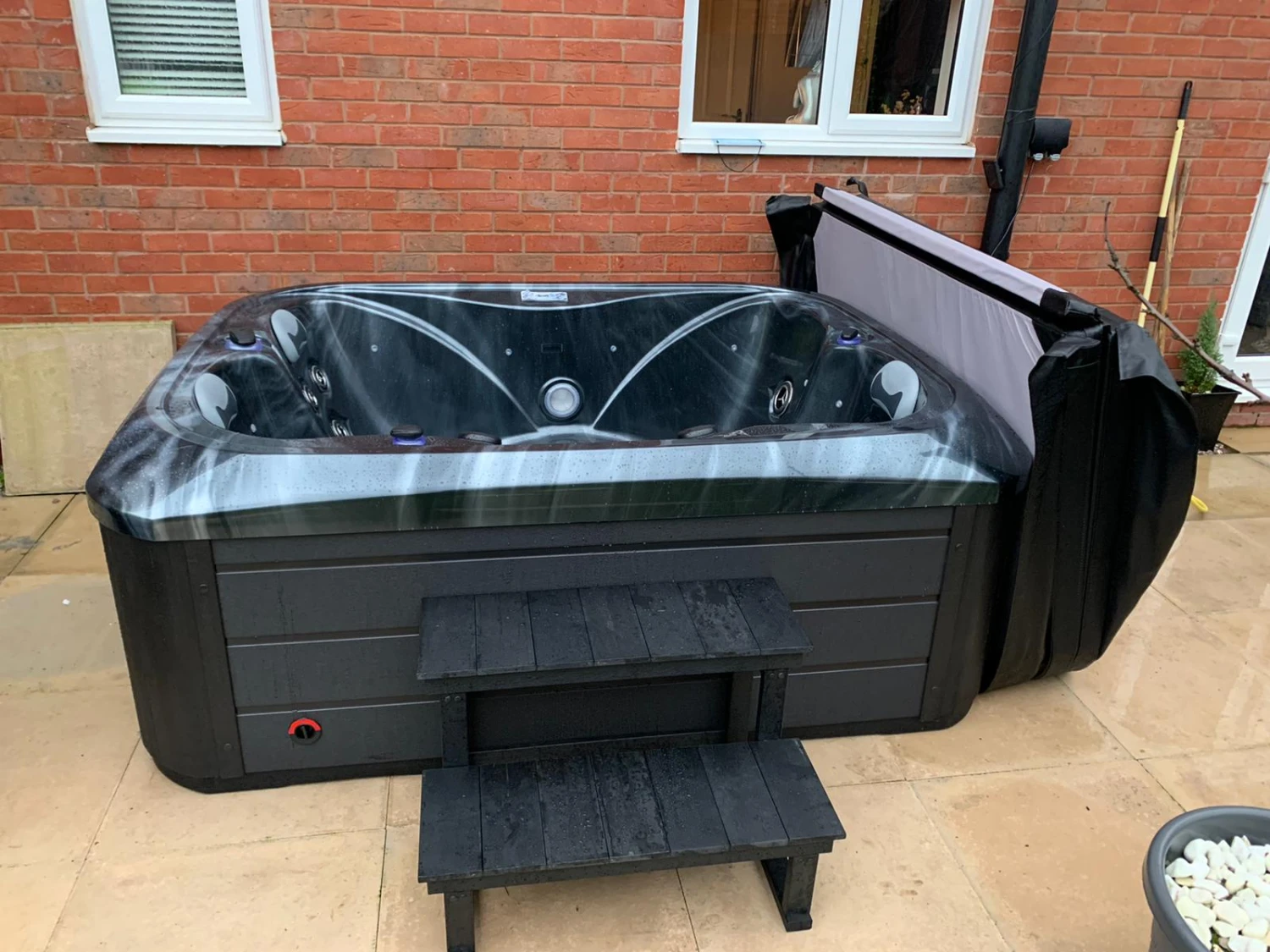 Outdoor Tahiti - 3 Person Hot Tub With 1 Lounger 21 Outdoor Tahiti - 3 Person Hot Tub With 1 Lounger - Image 19