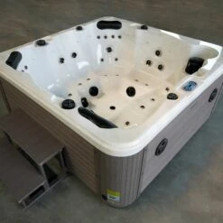 Outdoor Refresh - 6 Person Hot Tub With 1 Lounger -Hot Tubs Sale Refresh2021 9