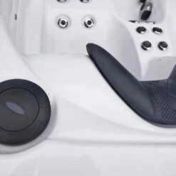 Outdoor Topaz - 3 Person Hot Tub With 2 Loungers -Hot Tubs Sale TopazHotTub 5