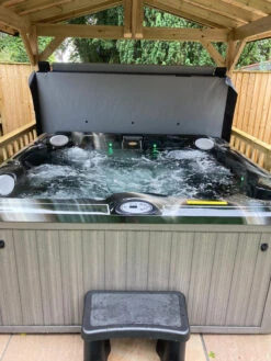 Jacuzzi® J235™ - 5-6 Person Hot Tub With Gazebo Package -Hot Tubs Sale Torriero2