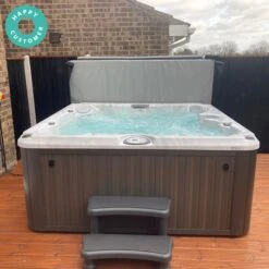 Jacuzzi® J245™ / J245IP™ - 7 Person Hot Tub -Hot Tubs Sale Untitled 10 11
